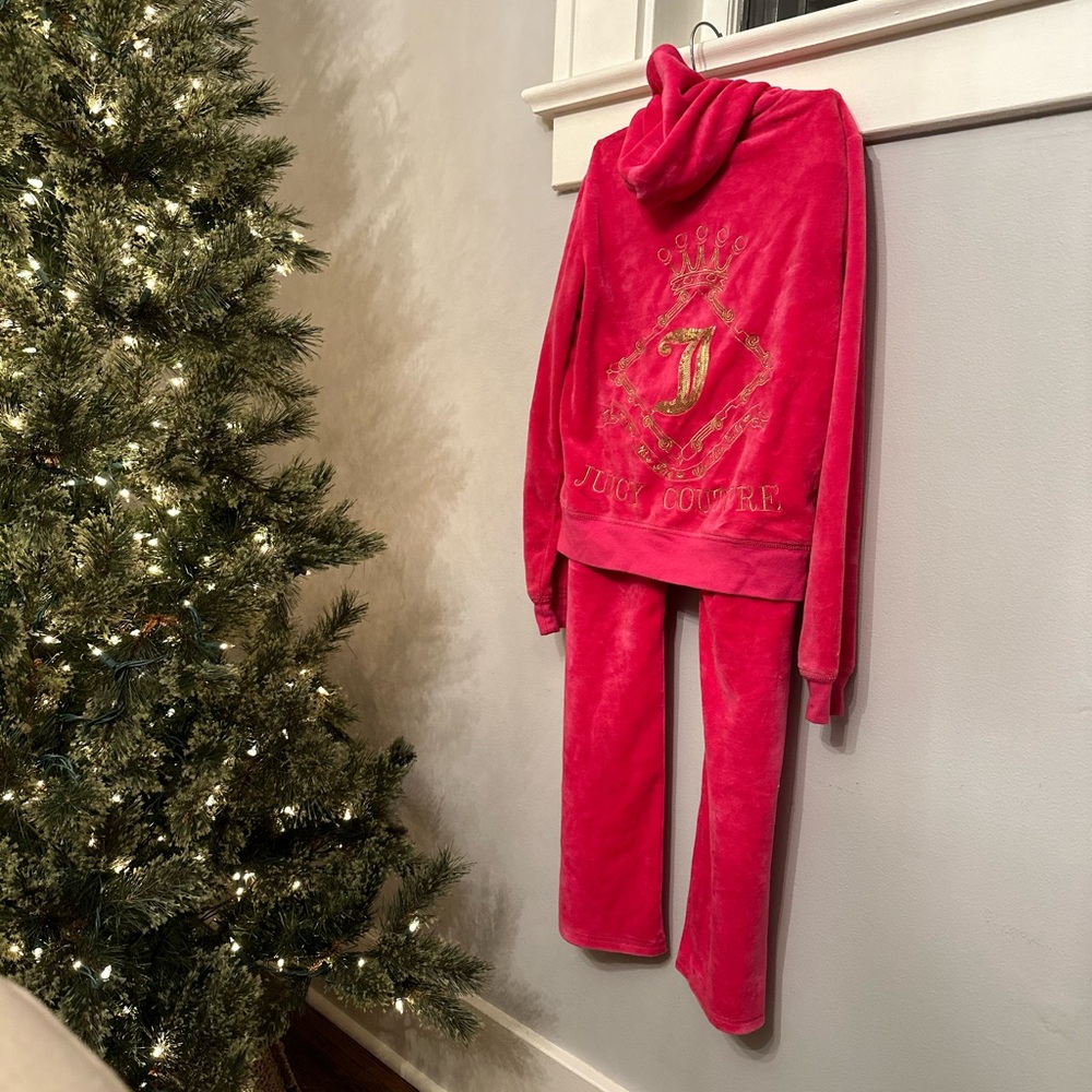RARE vintage 2000s Y2K hot pink velour Juicy Couture 2 piece track suit